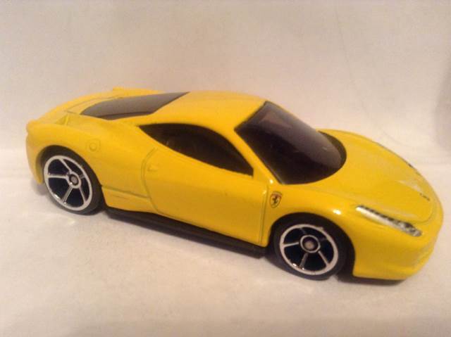 Ferrari 458 - 2010 New Models toy car collectible - Main Image 1