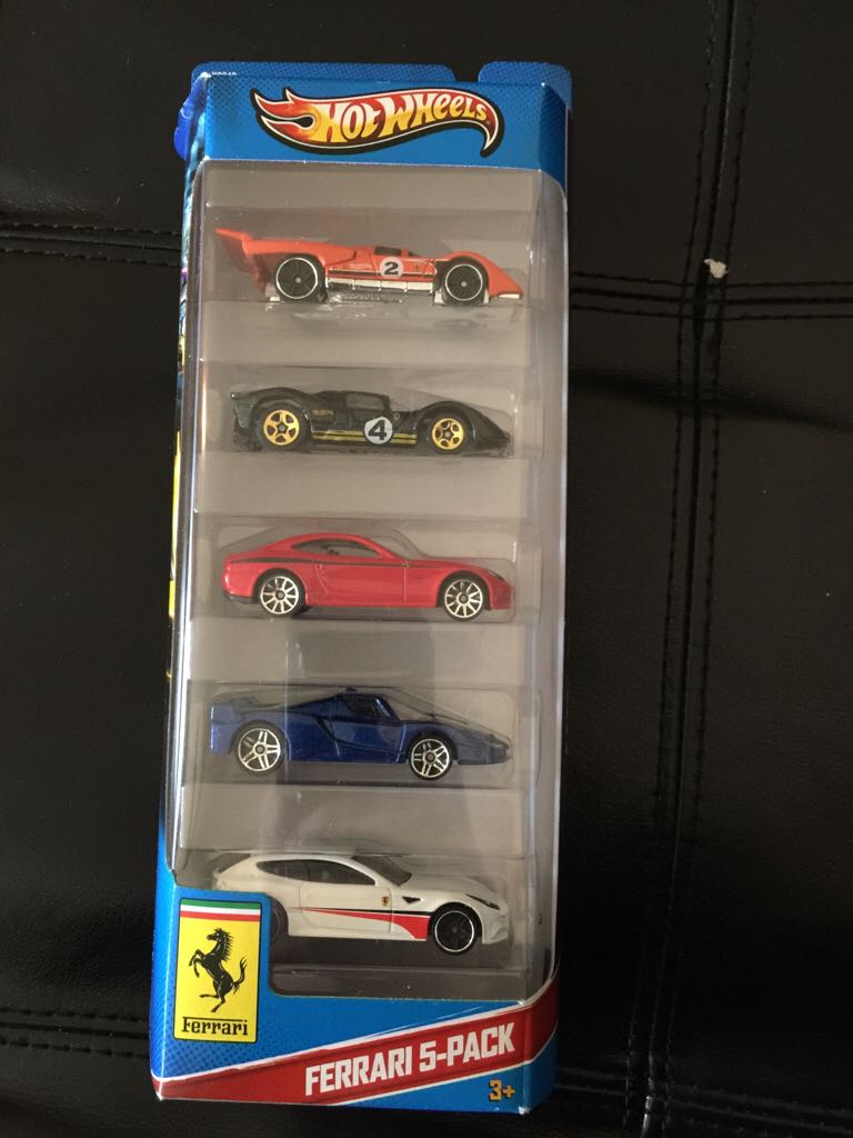 Ferrari FF - Ferrari 5-Pack toy car collectible - Main Image 2