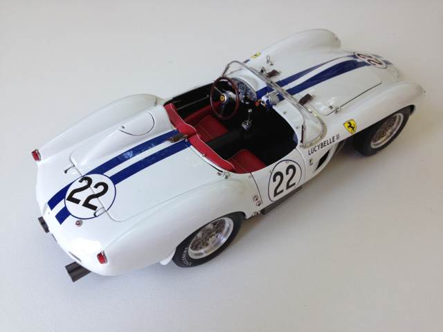 Ferrari 250 Testarossa toy car collectible - Main Image 2
