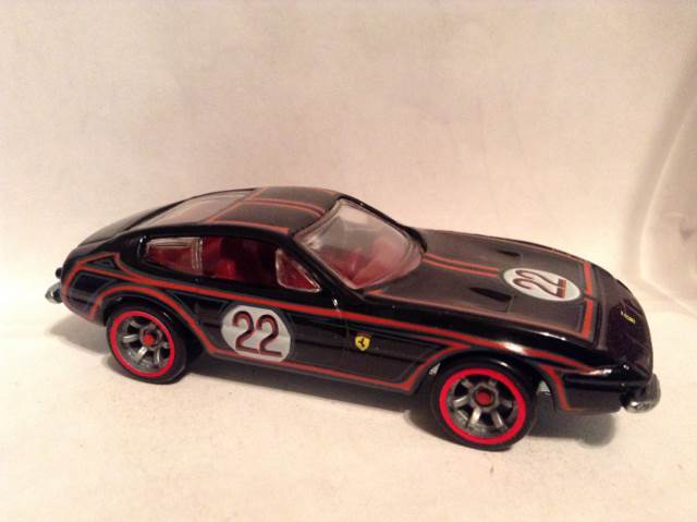 Ferrari 365 GTB/4  toy car collectible - Main Image 1
