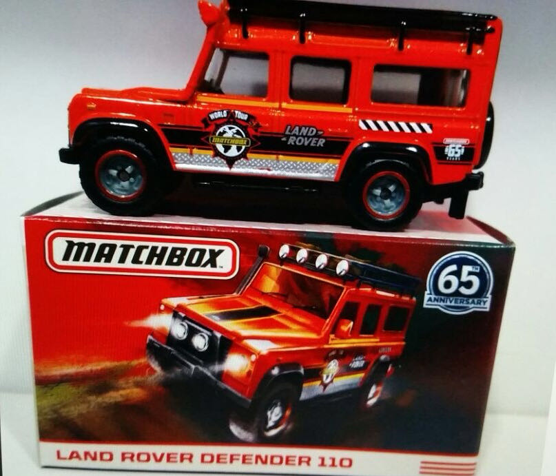 M-B: ’97 Land Rover Defender 110  toy car collectible - Main Image 2