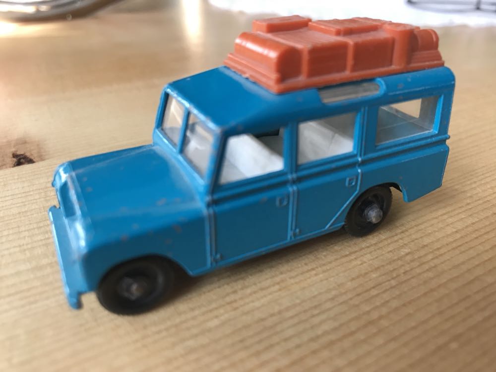 Land Rover Safari - Matchbox 75 SF toy car collectible - Main Image 2