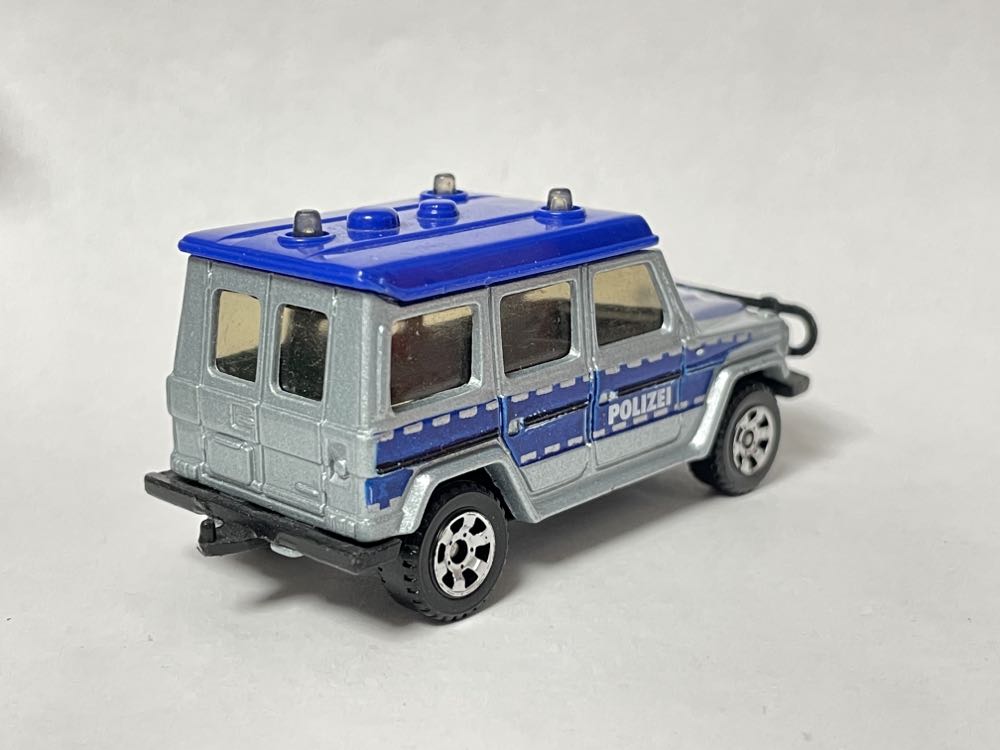 Mercedes 280 GE - Polizei toy car collectible - Main Image 2
