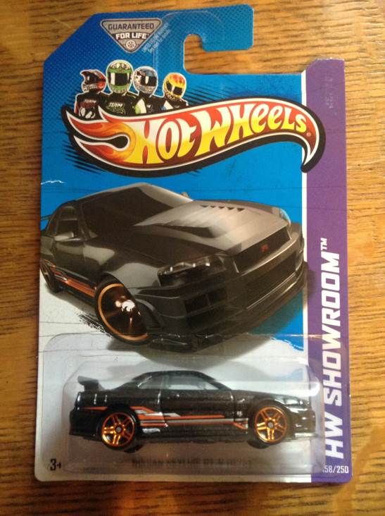 Nissan Skyline GT-R R34 - 2014 HW Workshop toy car collectible - Main Image 1
