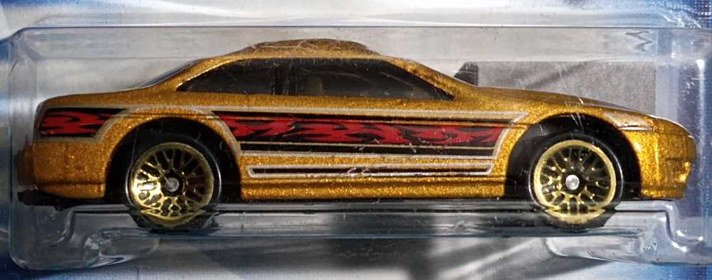 Lexus SC400  toy car collectible - Main Image 3