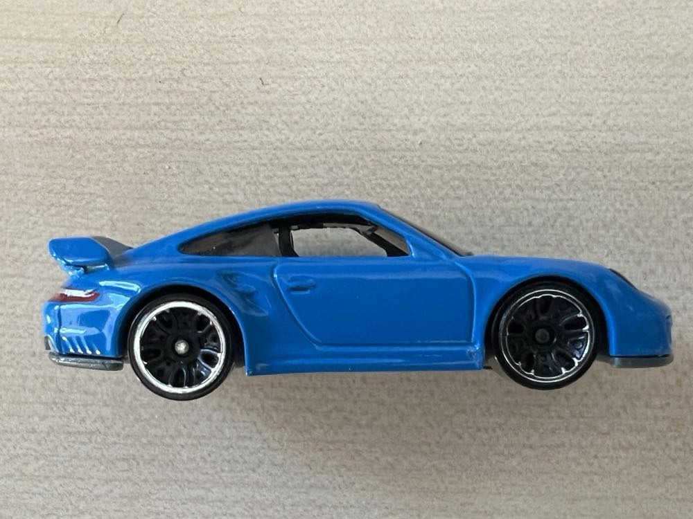 Porsche 911 GT2 - Multipack Exclusive toy car collectible - Main Image 3
