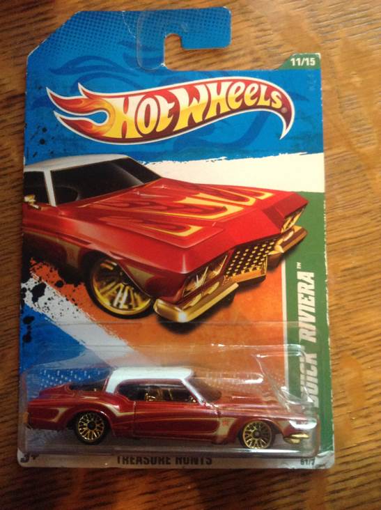 Buick Riviera, 1971  toy car collectible - Main Image 1