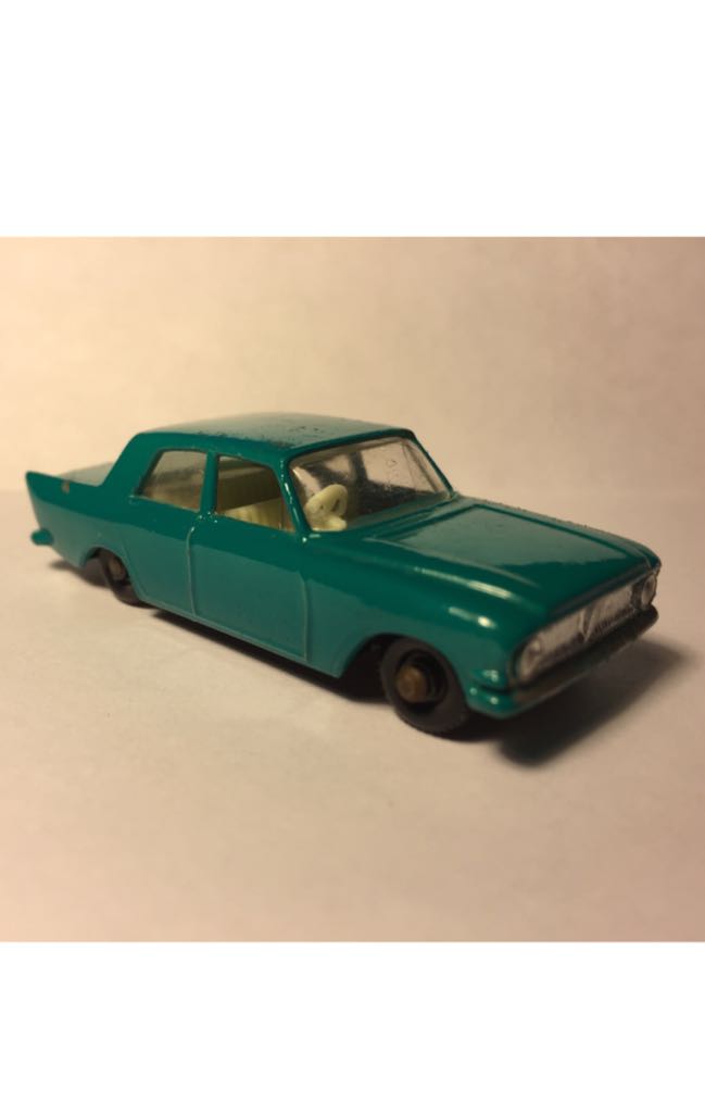 Ford Zephyr Mark 3 - 1-75 Regular Wheels toy car collectible - Main Image 2