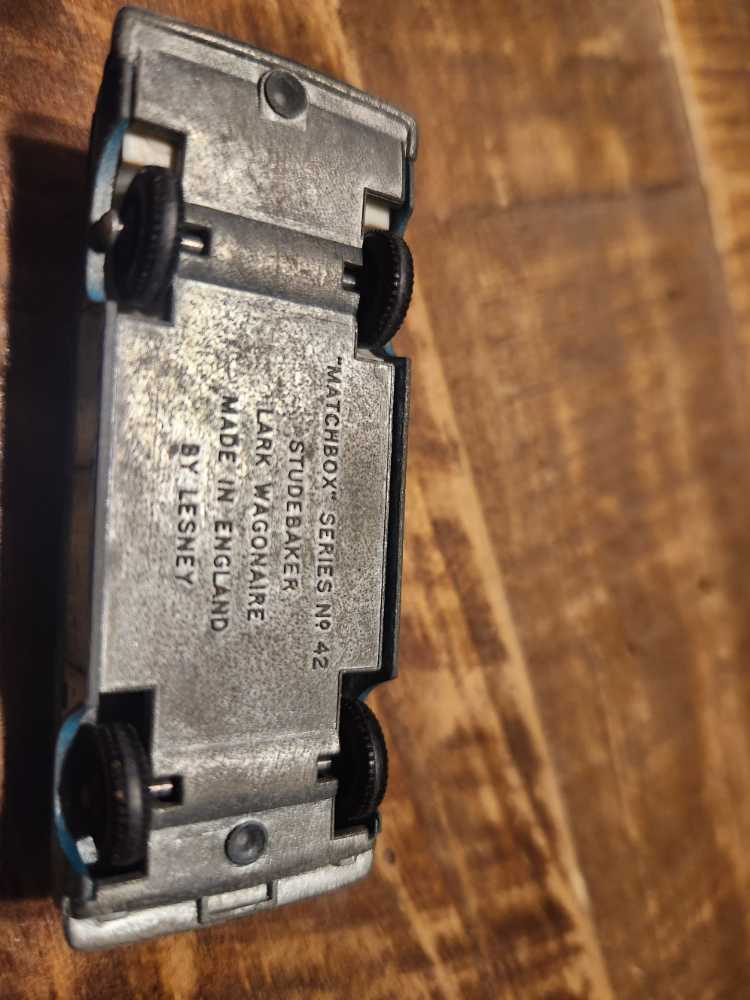 Studebaker Lark Wagonaire 42B-1 - 1-75 Matchbox toy car collectible - Main Image 4