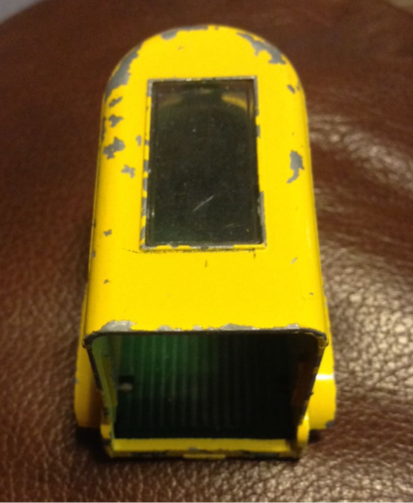 43C - Pony Trailer - Superfast toy car collectible - Main Image 2