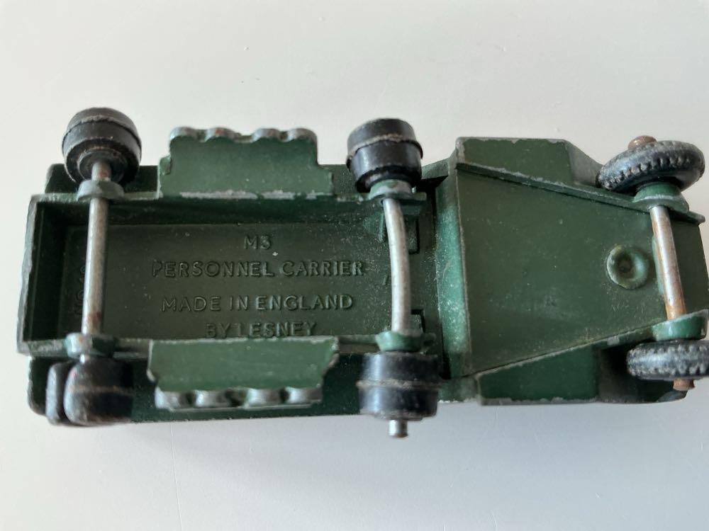 49A - M3 Personnel Carrier - 1-75 Regular Wheels toy car collectible - Main Image 4