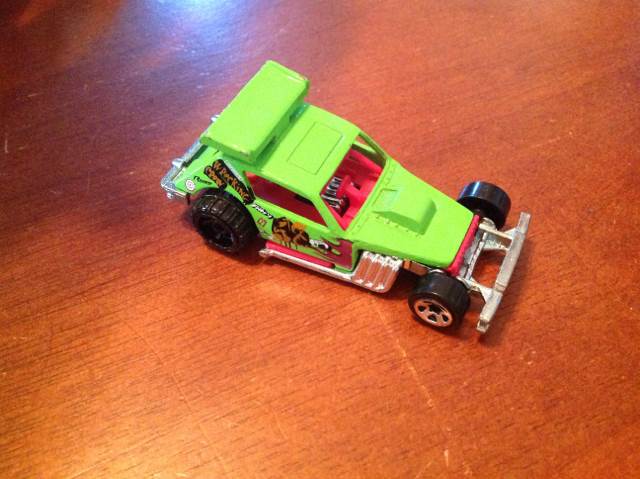 Greased Gremlin - 2012 Demolition Derby 5-Pack toy car collectible - Main Image 2