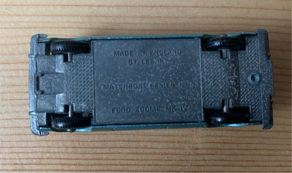 Ford Zodiac Mark IV - 1-75 Regular Wheels toy car collectible - Main Image 4