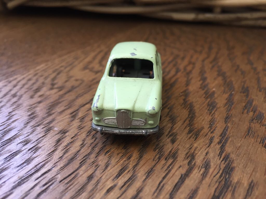 57 Wolseley 1500 - Matchbox 75 RW toy car collectible - Main Image 2