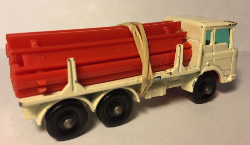 DAF Girder Truck - Matchbox 75 RW toy car collectible - Main Image 2