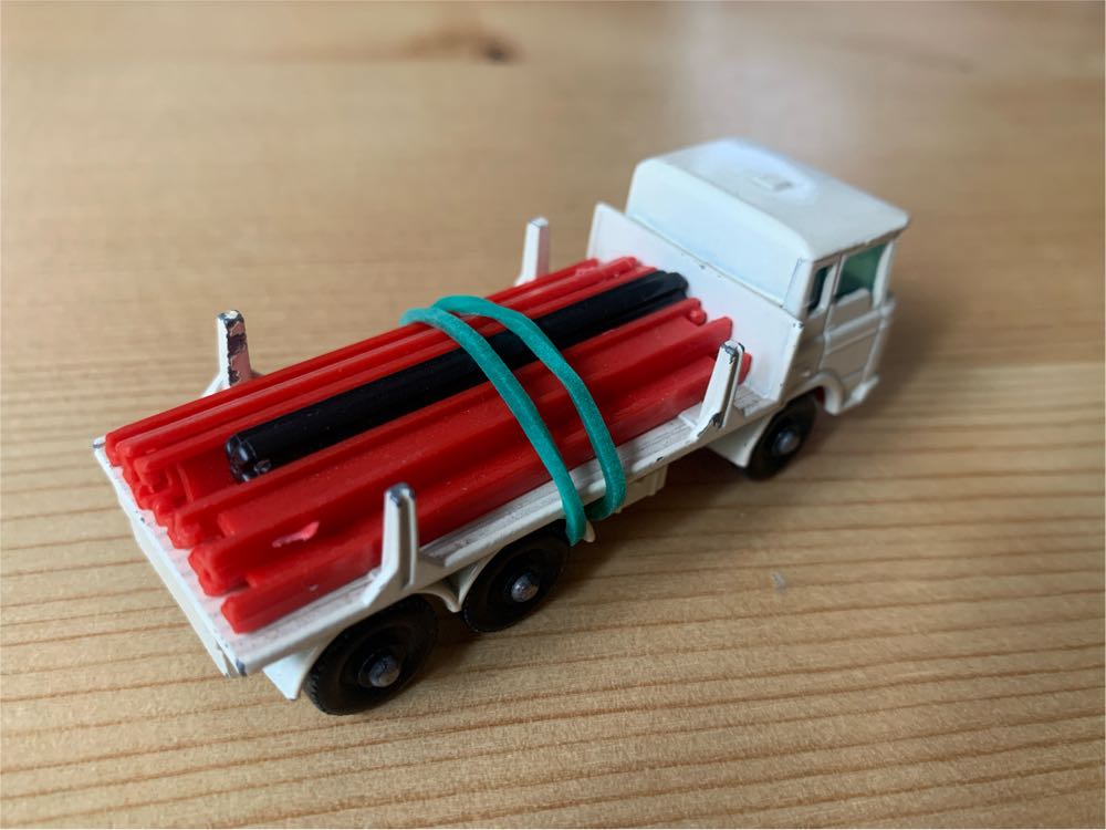 DAF Girder Truck - Matchbox 75 RW toy car collectible - Main Image 3
