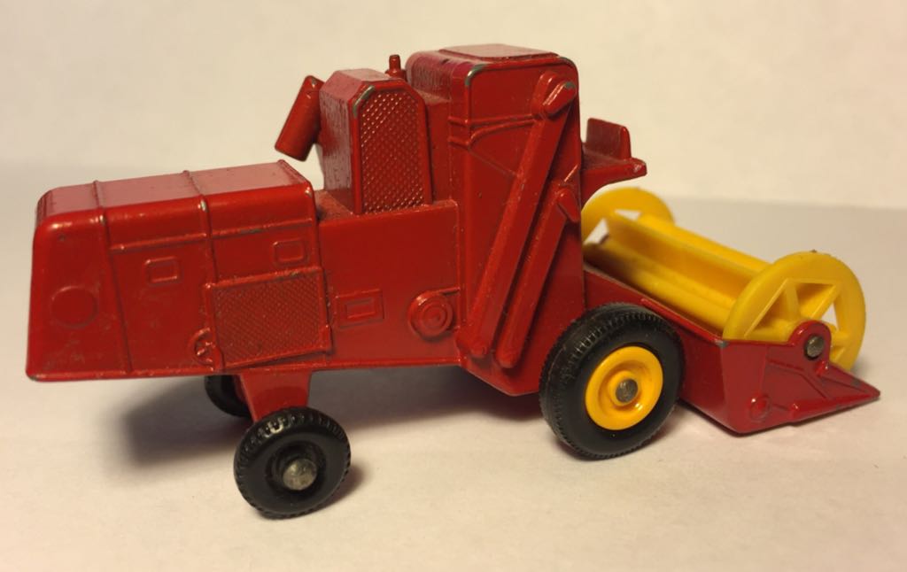Claas Combine Harvester - Matchbox 75 RW toy car collectible - Main Image 2