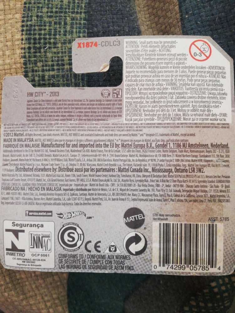 Toyota AE-86 Corolla - HW City toy car collectible - Main Image 3