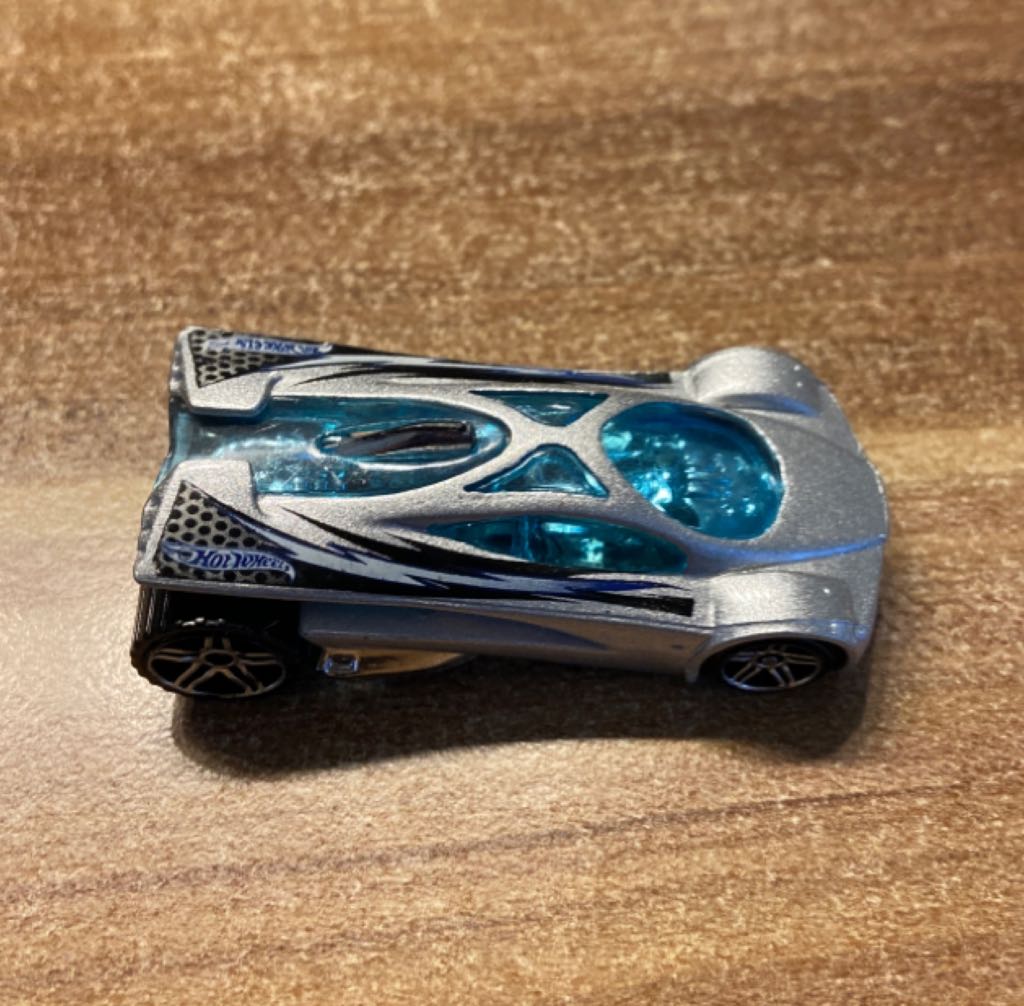 Sling Shot - Serpent Cyclone toy car collectible - Main Image 2