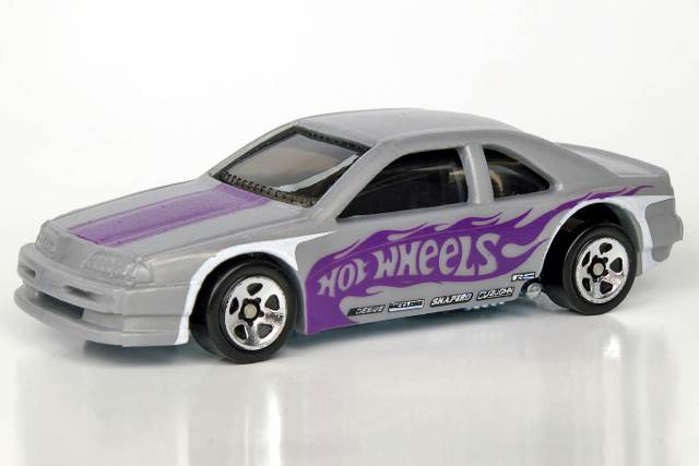 1989 T-Bird Stocker - Color Shifters toy car collectible - Main Image 1