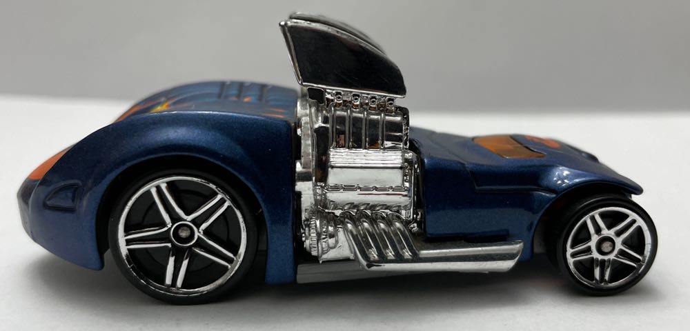 Twin Mill Hardnoze - Wastelanders toy car collectible - Main Image 2