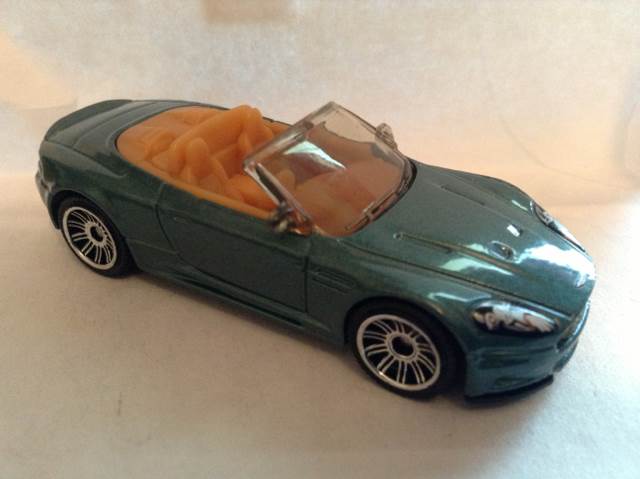 ASTON MARTIN DBS VOLANTE - Sports Cars toy car collectible - Main Image 1