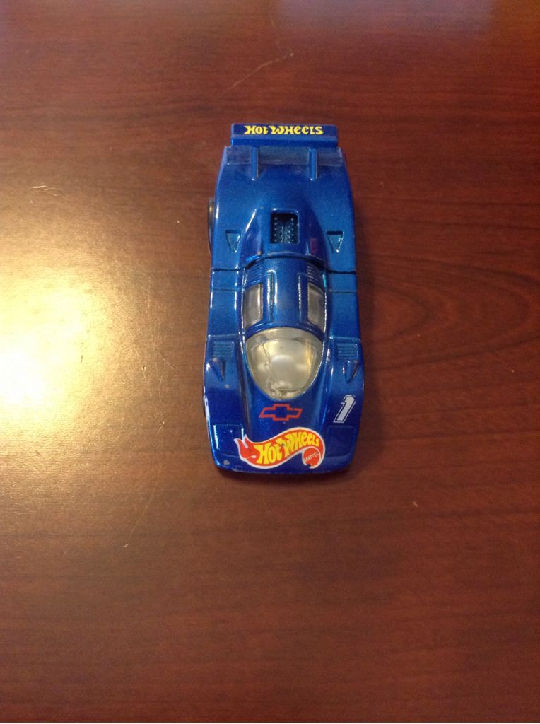 Sol-Aire CX-4 -1983 - Gold Metal Speed toy car collectible - Main Image 2