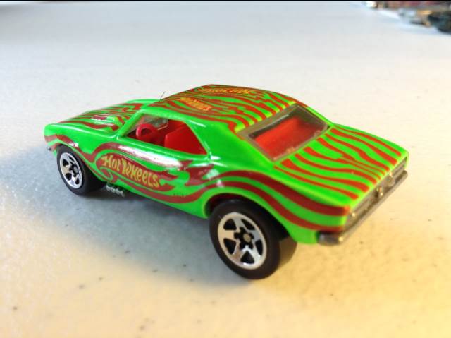 1967 Camaro Green W/red Wavy Stripes  toy car collectible - Main Image 2