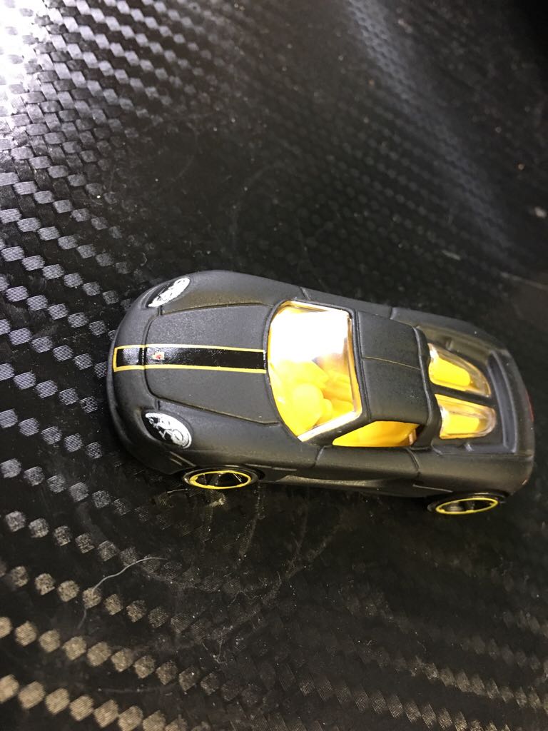 Porsche Carrera GT - ’15 HW Exotics toy car collectible - Main Image 2