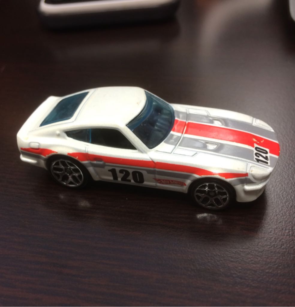 Hotwheels Datsun 240Z White - 2006 First Editions toy car collectible - Main Image 2