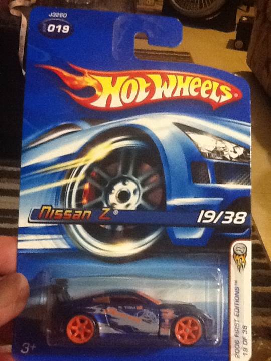 Hotwheels Nissan Z Blue - ’06 First Editions toy car collectible - Main Image 1