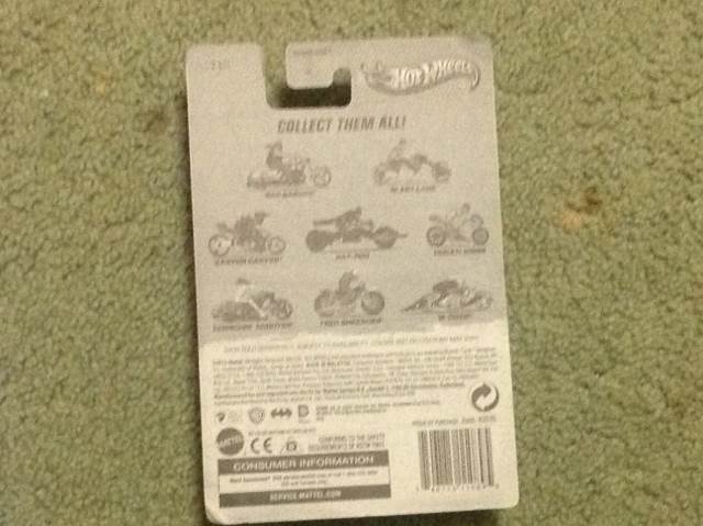 Bat-Pod - Hot Wheels Motor Cycles toy car collectible - Main Image 2