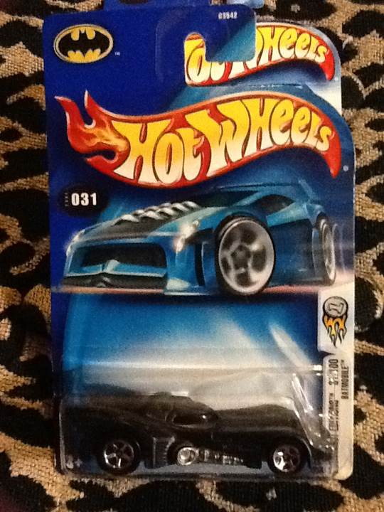 Hotwheels Batmobil Silver Wheels - 2004 First Editions toy car collectible - Main Image 1