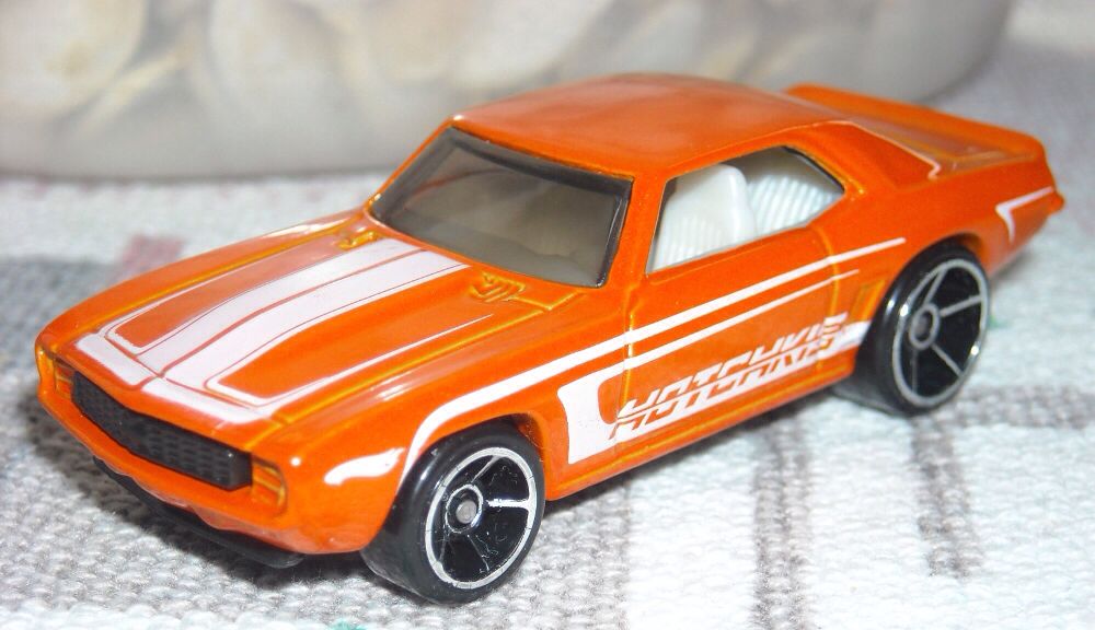 ’69 Camaro - Connect Cars States toy car collectible - Main Image 2