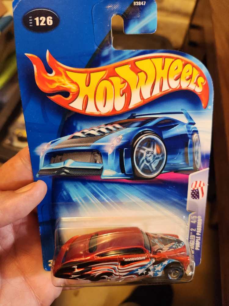 Purple Passion - 2004 Star Spangled 2 toy car collectible - Main Image 3