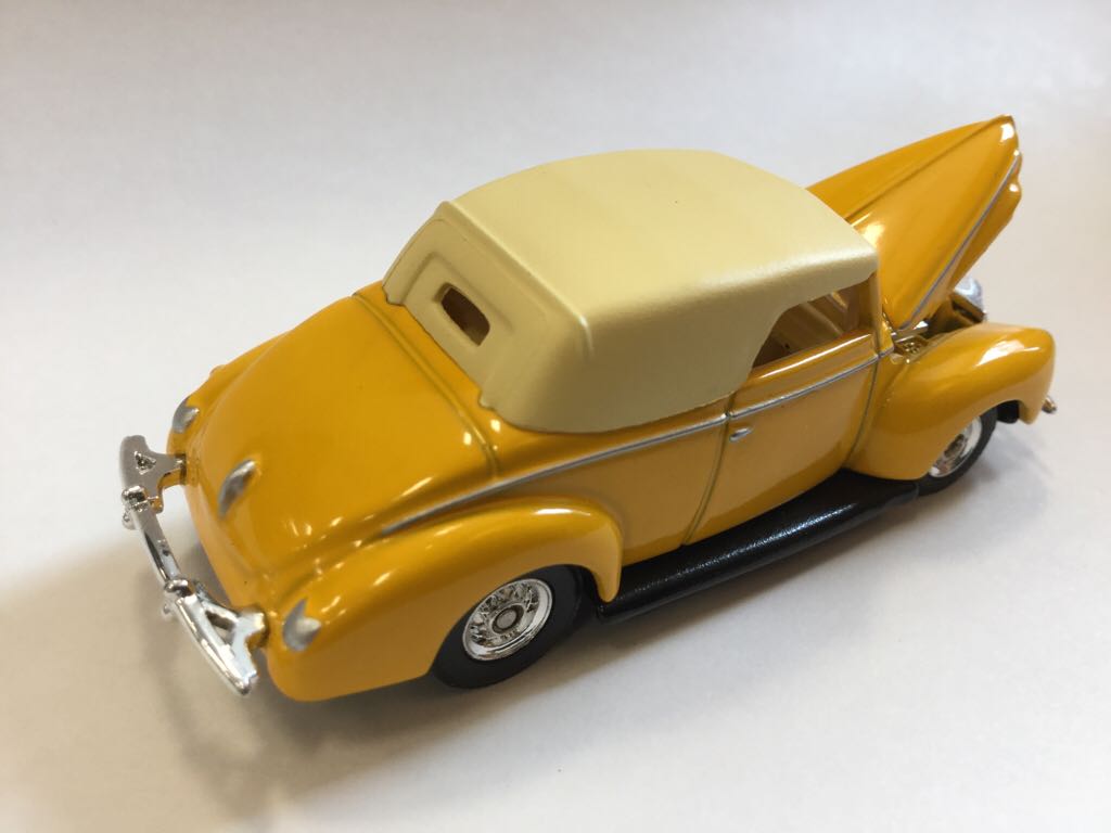Ford Convertible, 1940 - 100% Prefered toy car collectible - Main Image 2