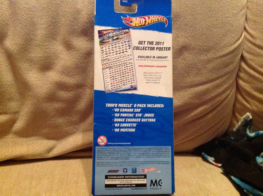 Toon’d Muscle 5-Pack  toy car collectible - Main Image 2