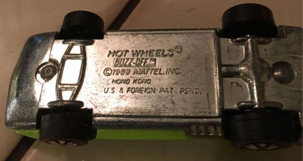 Buzz Off (nm) - Flying Colors toy car collectible - Main Image 2