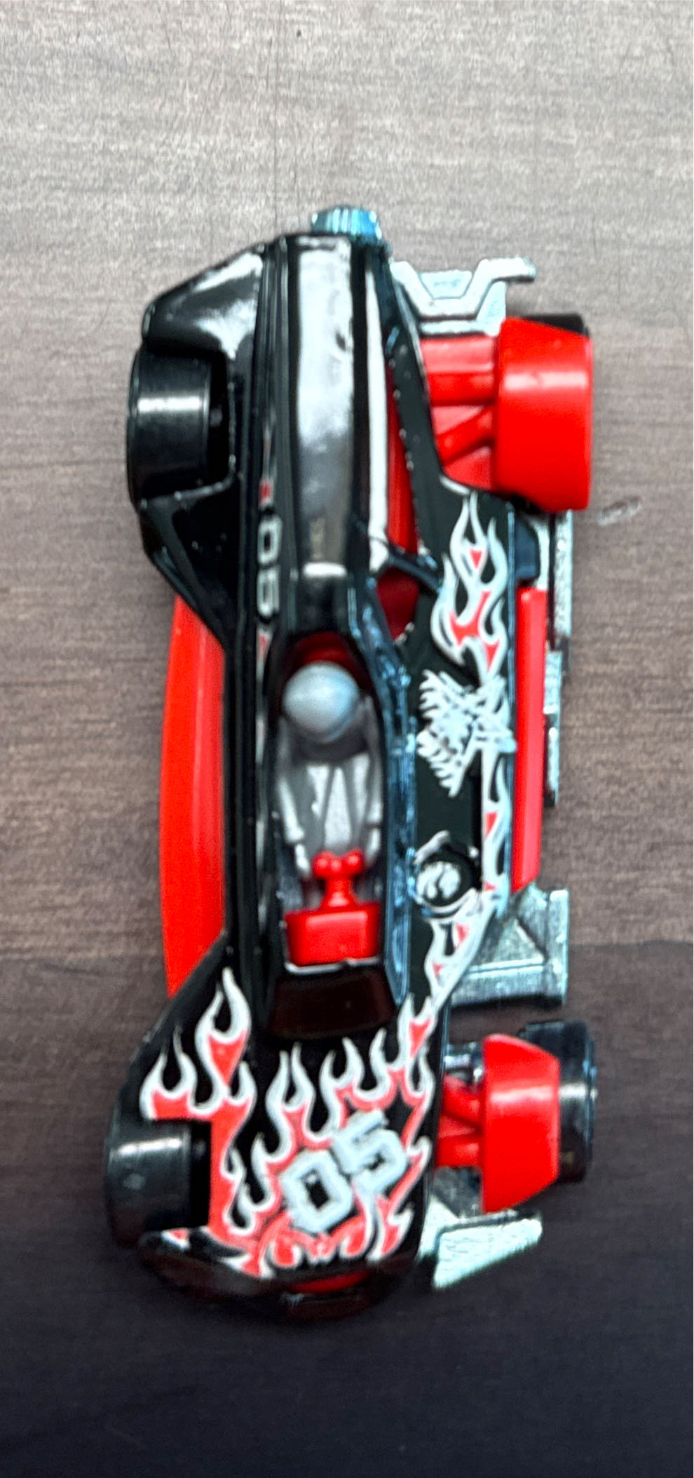 Med Evil - Connect Cars: Track Legends 6/25 toy car collectible - Main Image 2