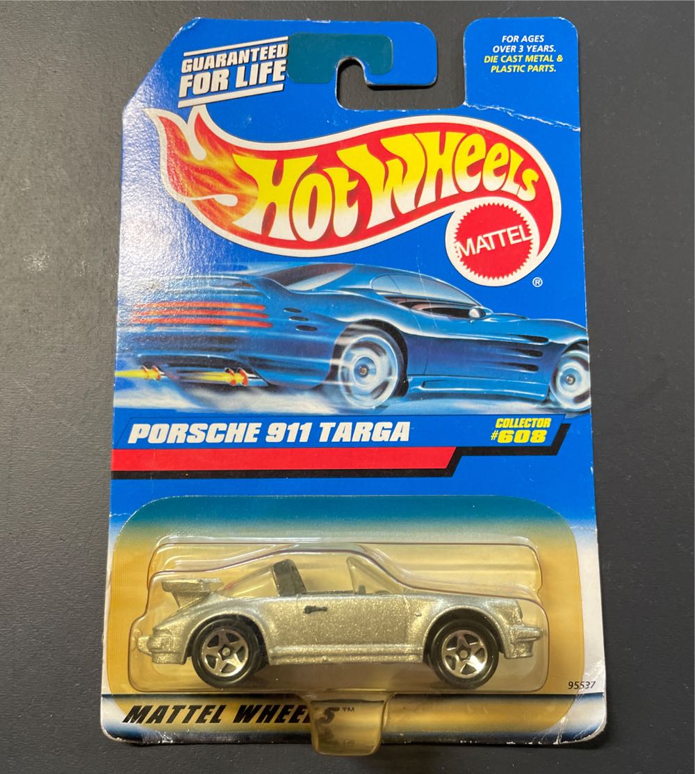 Porsche 911 Targa - Hot Wheels toy car collectible - Main Image 2