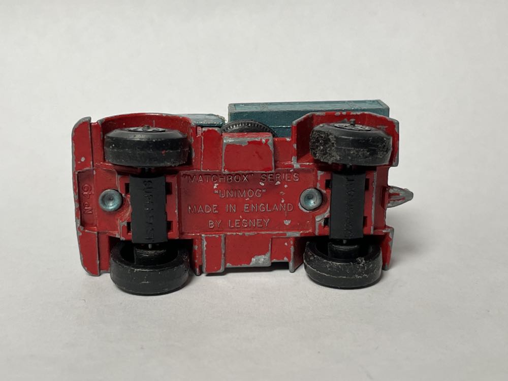 49 Mercedes Unimog 49B-3 - 1-75 Matchbox toy car collectible - Main Image 3