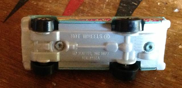 57 T-Bird - Mainline toy car collectible - Main Image 2