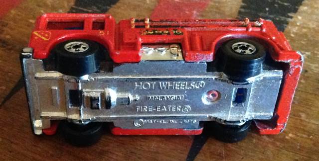 Fire Eater - 1989: Red - Mainline toy car collectible - Main Image 2