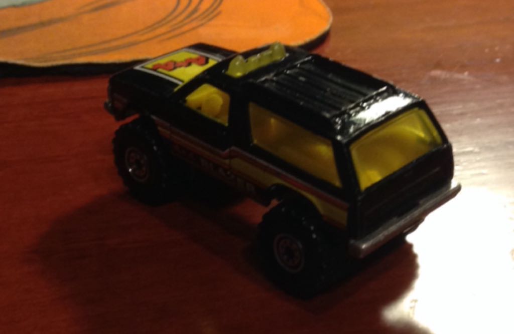 Blazer 4x4 - Mainline toy car collectible - Main Image 2