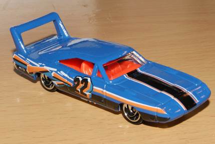 1970 Dodge Charger Daytona - 2000 Seein’ 3-D Series toy car collectible - Main Image 1