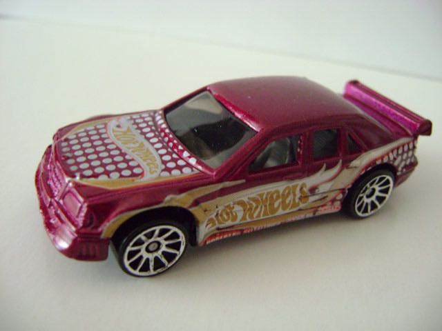 Mercedes C-Class - 2013 Hotwheels toy car collectible - Main Image 2
