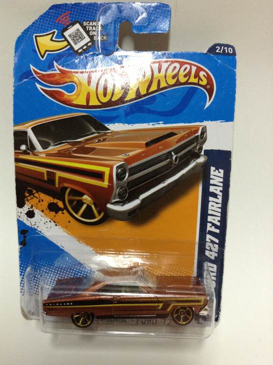 1966 Ford 427 Fairlane - HW Flames toy car collectible - Main Image 2
