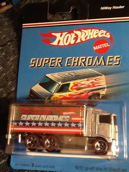 Hiway Hauler - Hot Wheels: Super Chromes toy car collectible - Main Image 1