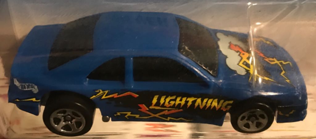 T-Bird Stocker - Quicksilver Series toy car collectible - Main Image 2