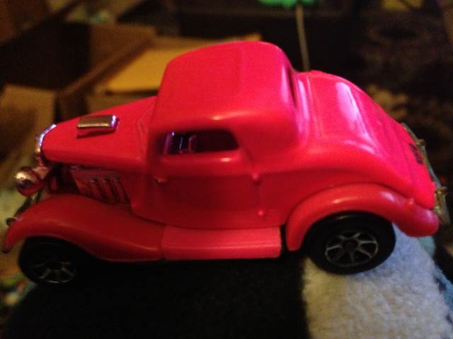 1934 Ford Coupe  toy car collectible - Main Image 2